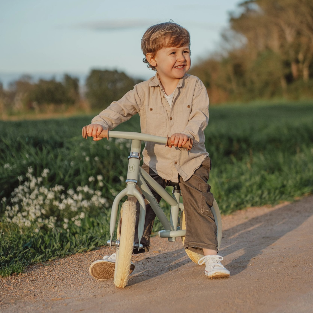 Little Dutch Balance Bike – Matt Green