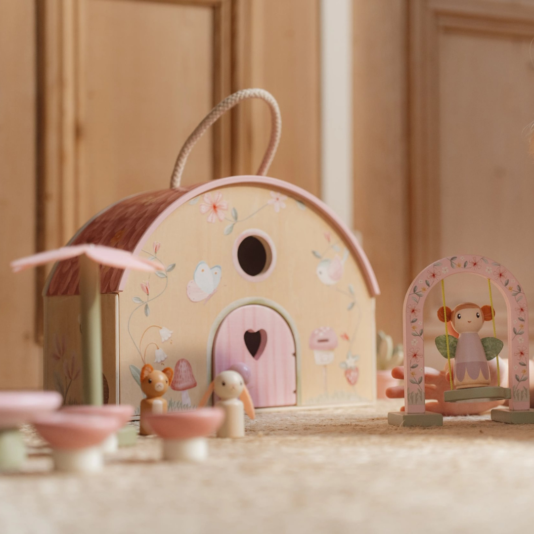 Little Dutch Fairy House – Fairy Garden