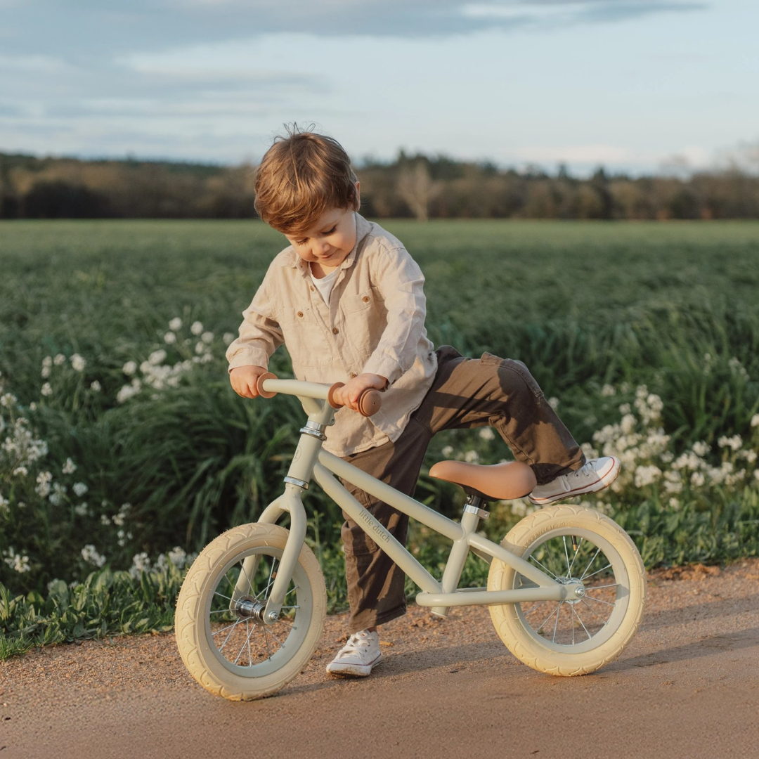 Little Dutch Balance Bike – Matt Green
