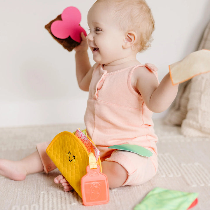 Melissa &amp; Doug Soft Taco Fill &amp; Spill