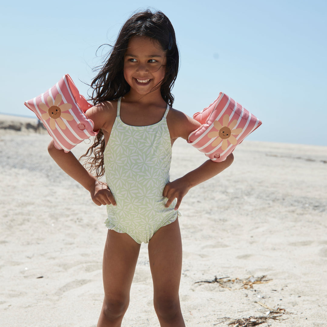 Swim Essentials Inflatable Swimming Armbands – Daisy Flowers