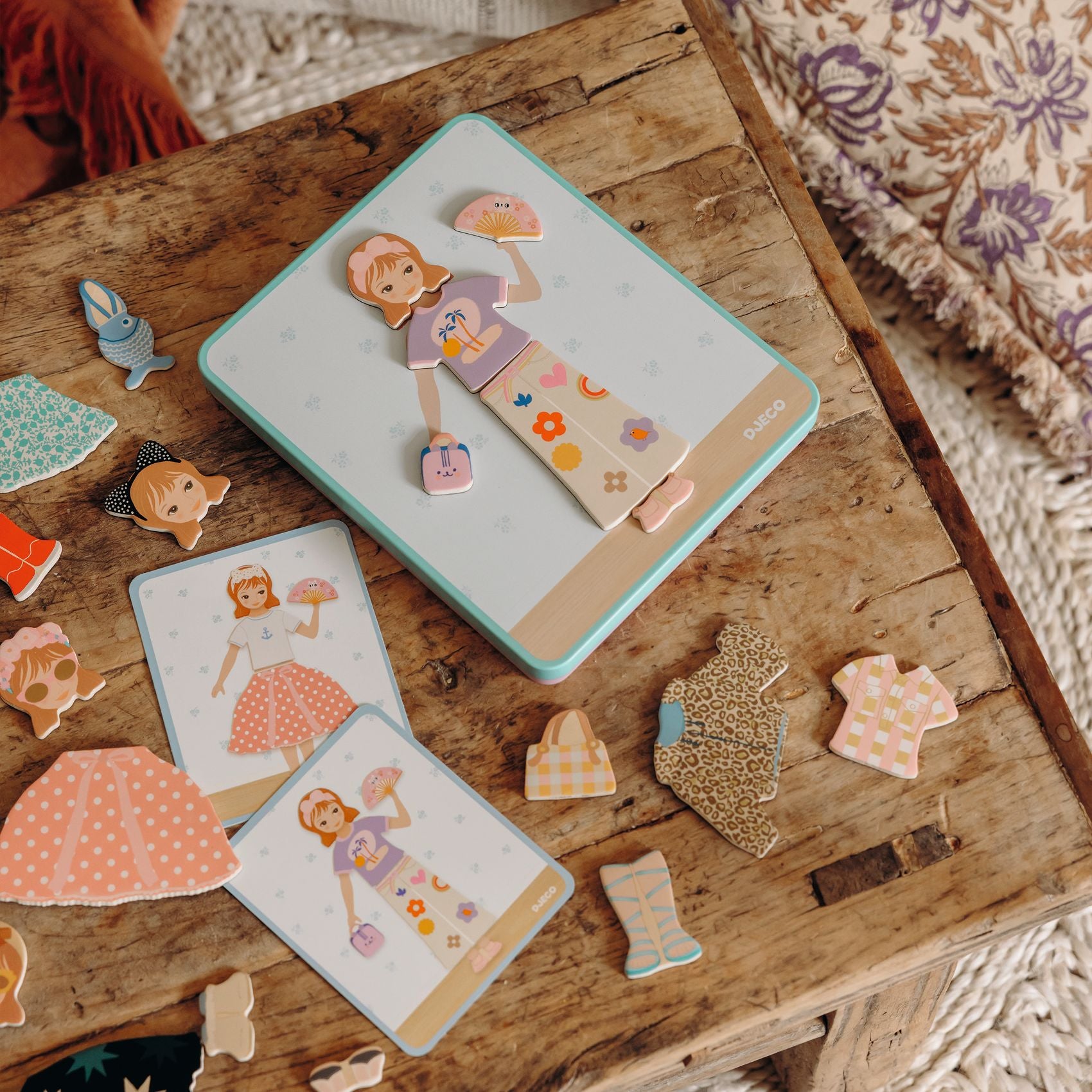 Djeco Inzebox Magnetic Game – Dressing