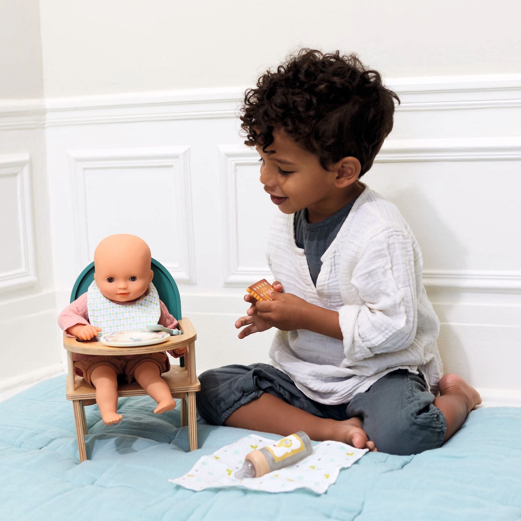 Djeco Pomea Doll Mealtime Set
