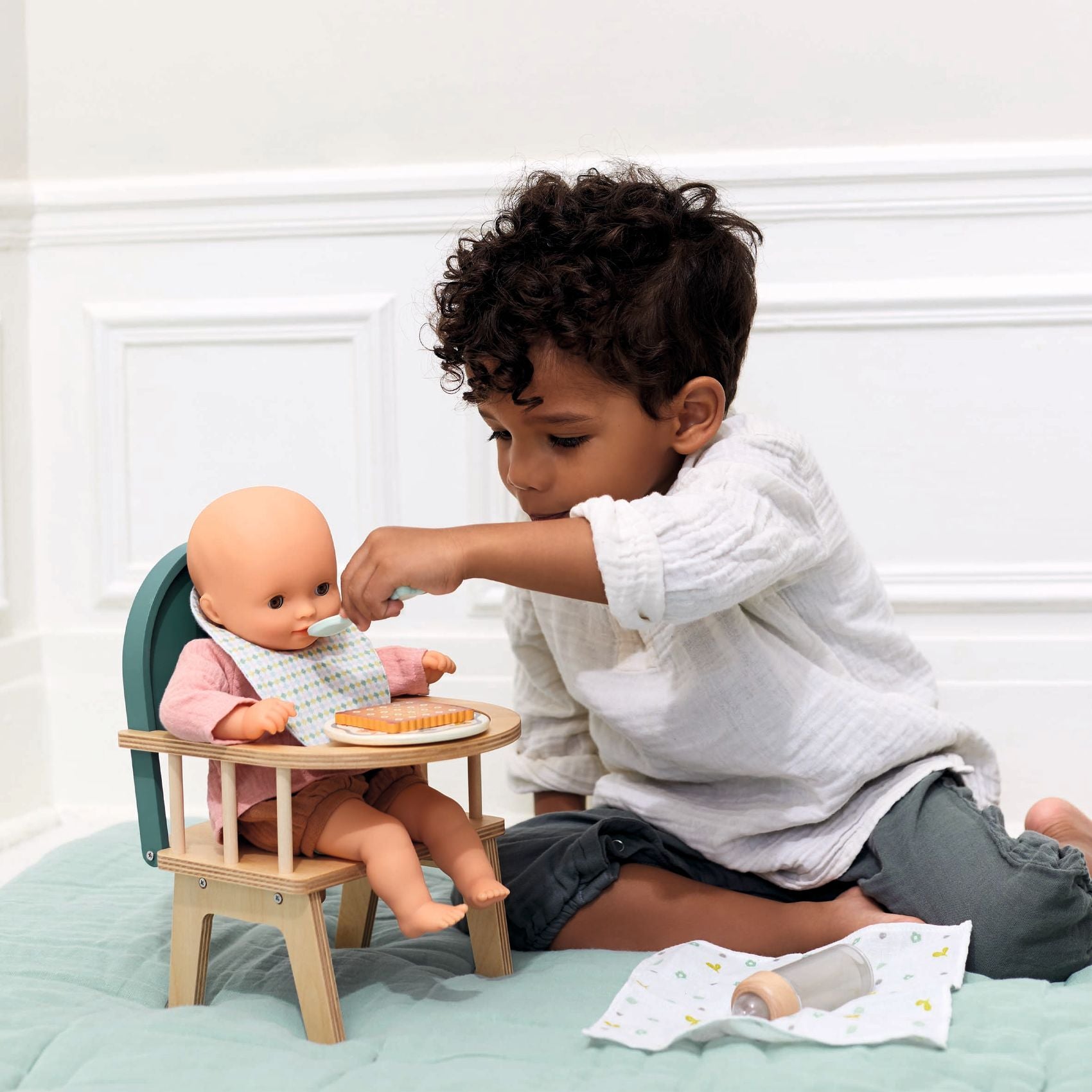 Djeco Pomea Doll Mealtime Set