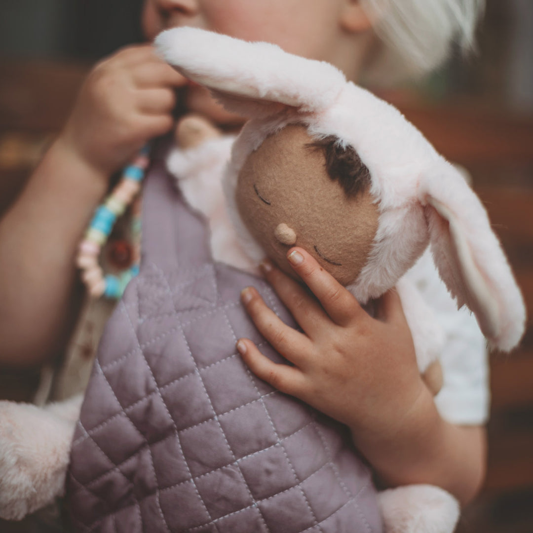Olli Ella Dinkum Doll Quilted Carrier – Lavender