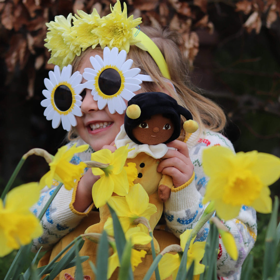 Olli Ella Backyard Buddies Dinky Dinkum Doll – Billie Bumblebee