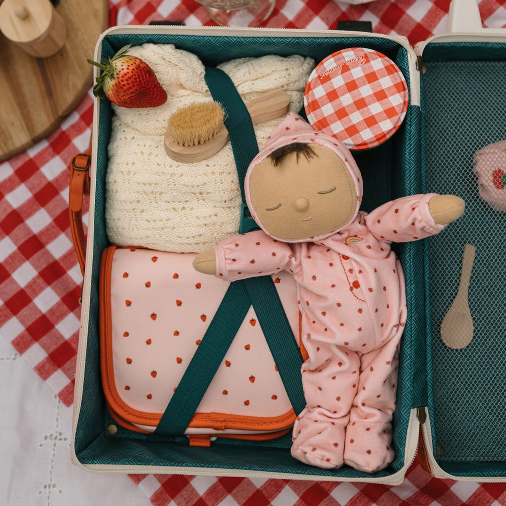 Olli Ella Dozy Dinkum Doll – Strawberry Pip