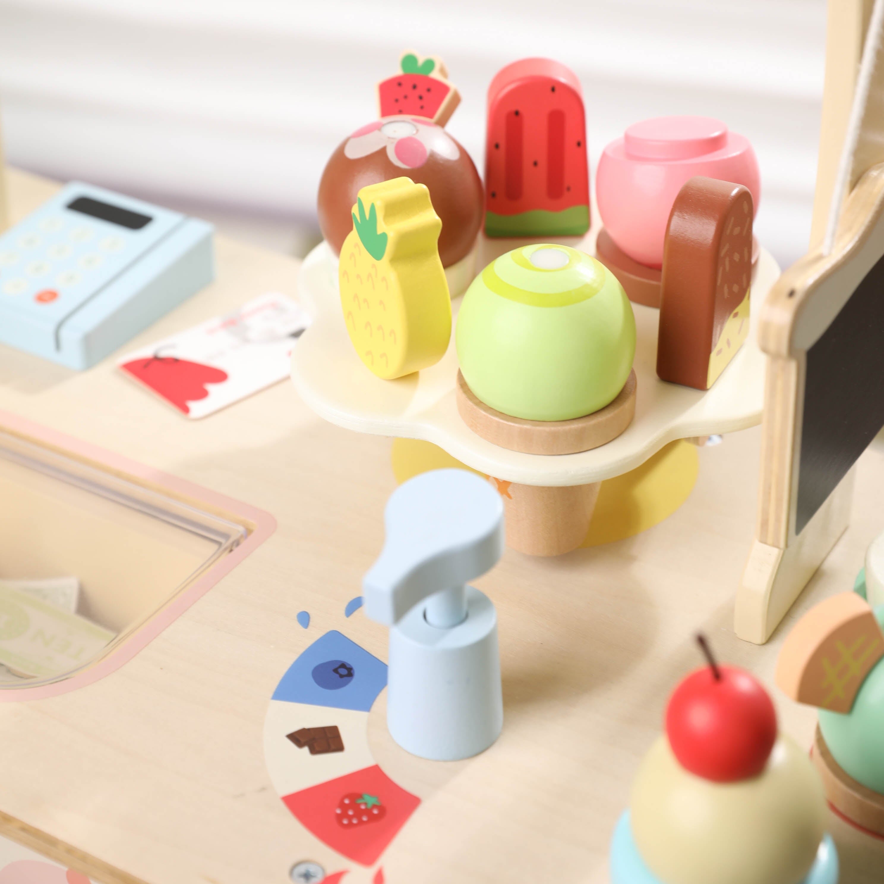 Classic World Ice Cream Cart