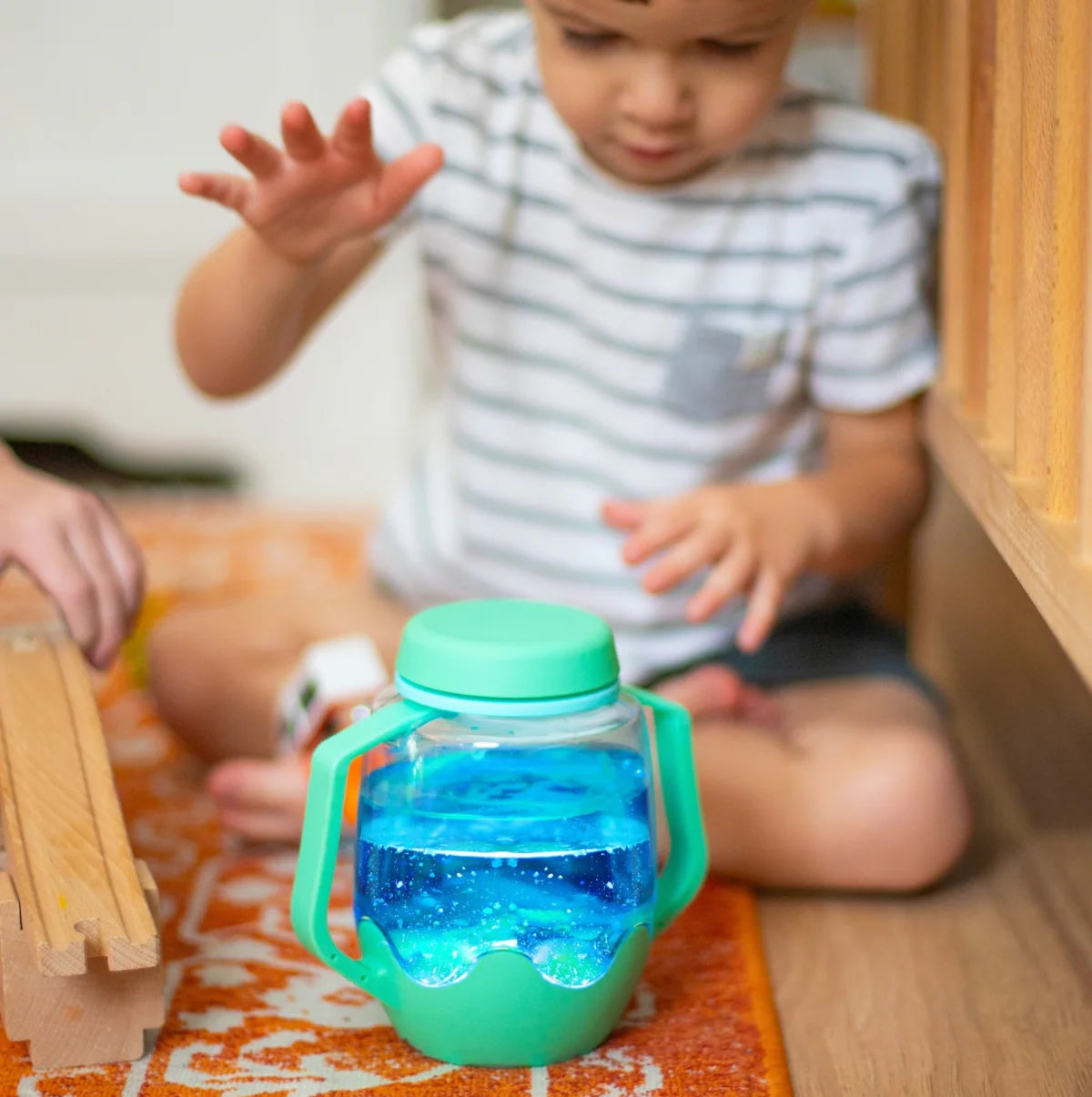 Glo Pals® Water Activated Sensory Play Jar – Lucky Charm
