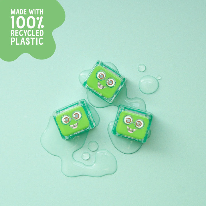 Glo Pals® Water Activated Light-Up Cubes – Pippa (4 Pack)