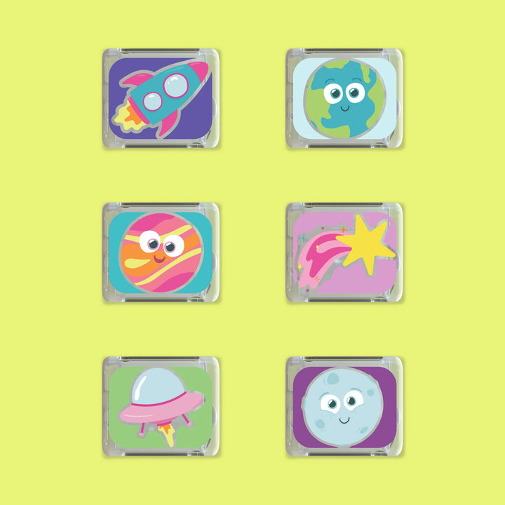 Glo Pals® Water Activated Light-Up Cubes – Space (6 Pack)