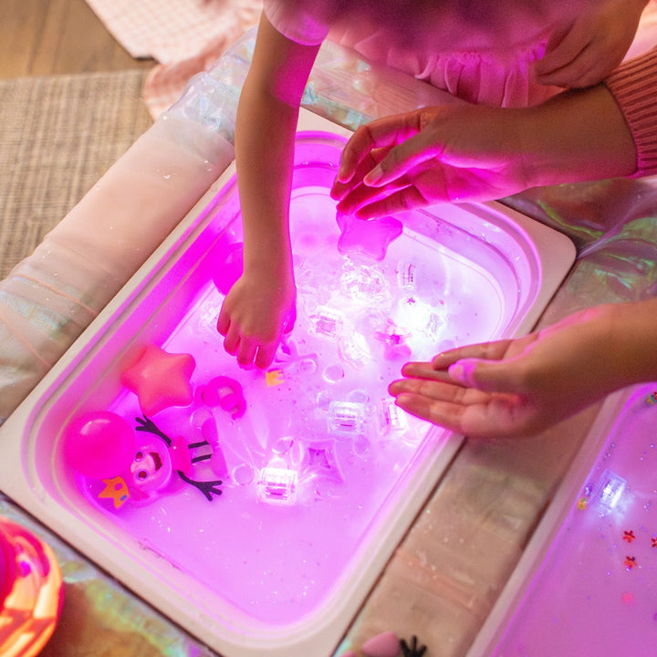 Glo Pals® Water Activated Light-Up Cubes – Princess Ida (4 Pack)