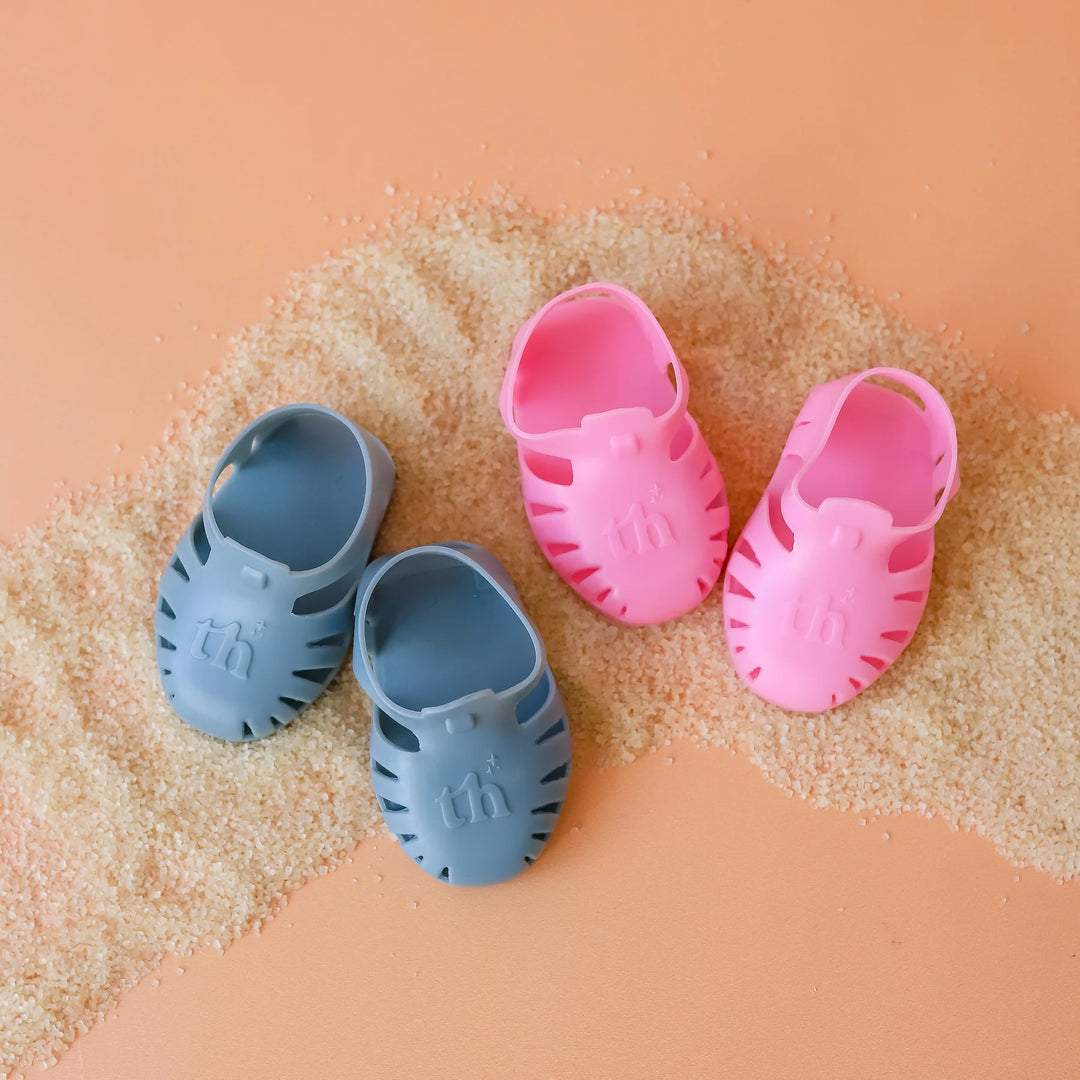 Tiny Harlow Tiny Tootsies Doll Jelly Sandals – Pink