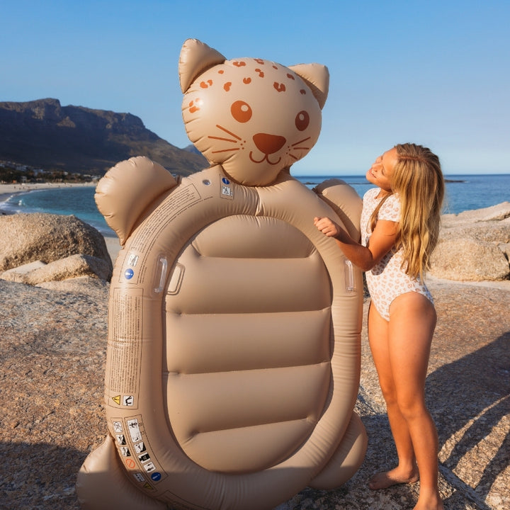 Swim Essentials Inflatable Pool Float – Leopard