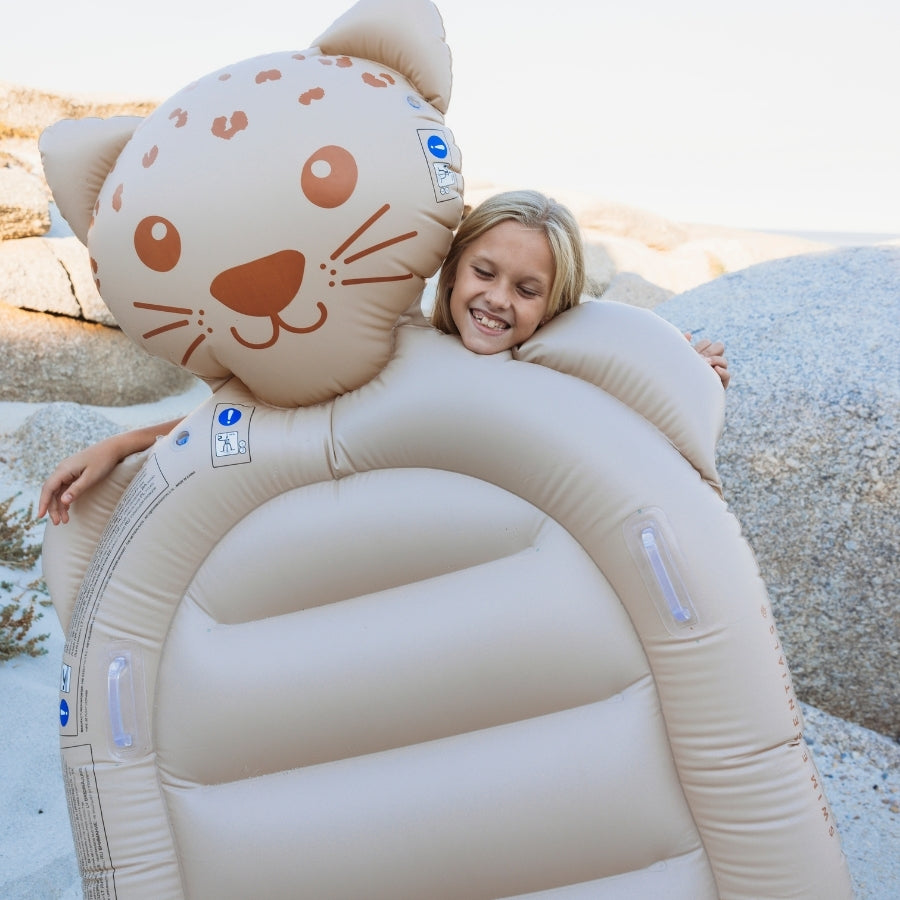 Swim Essentials Inflatable Pool Float – Leopard