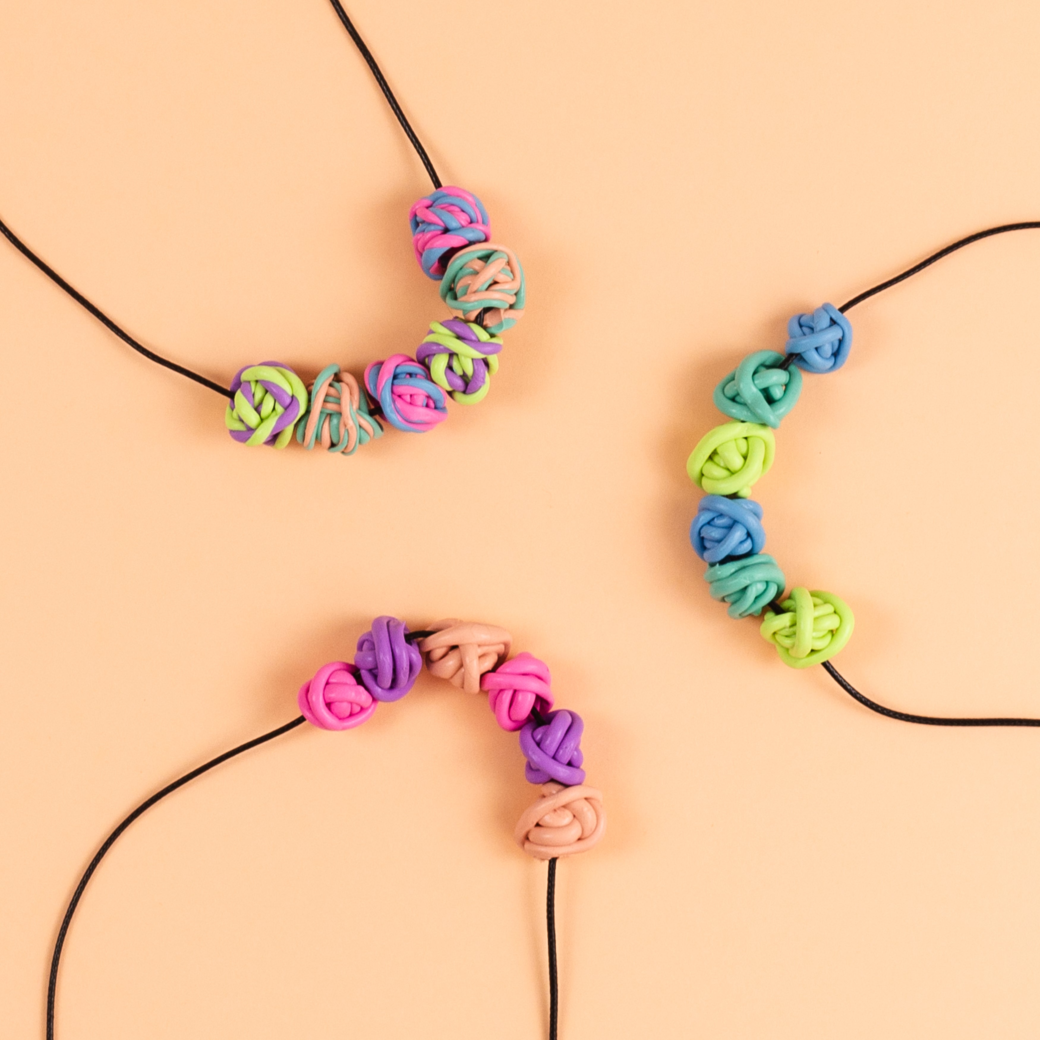 Tiger Tribe Jewellery Design Kit – Twisty Beads Necklaces