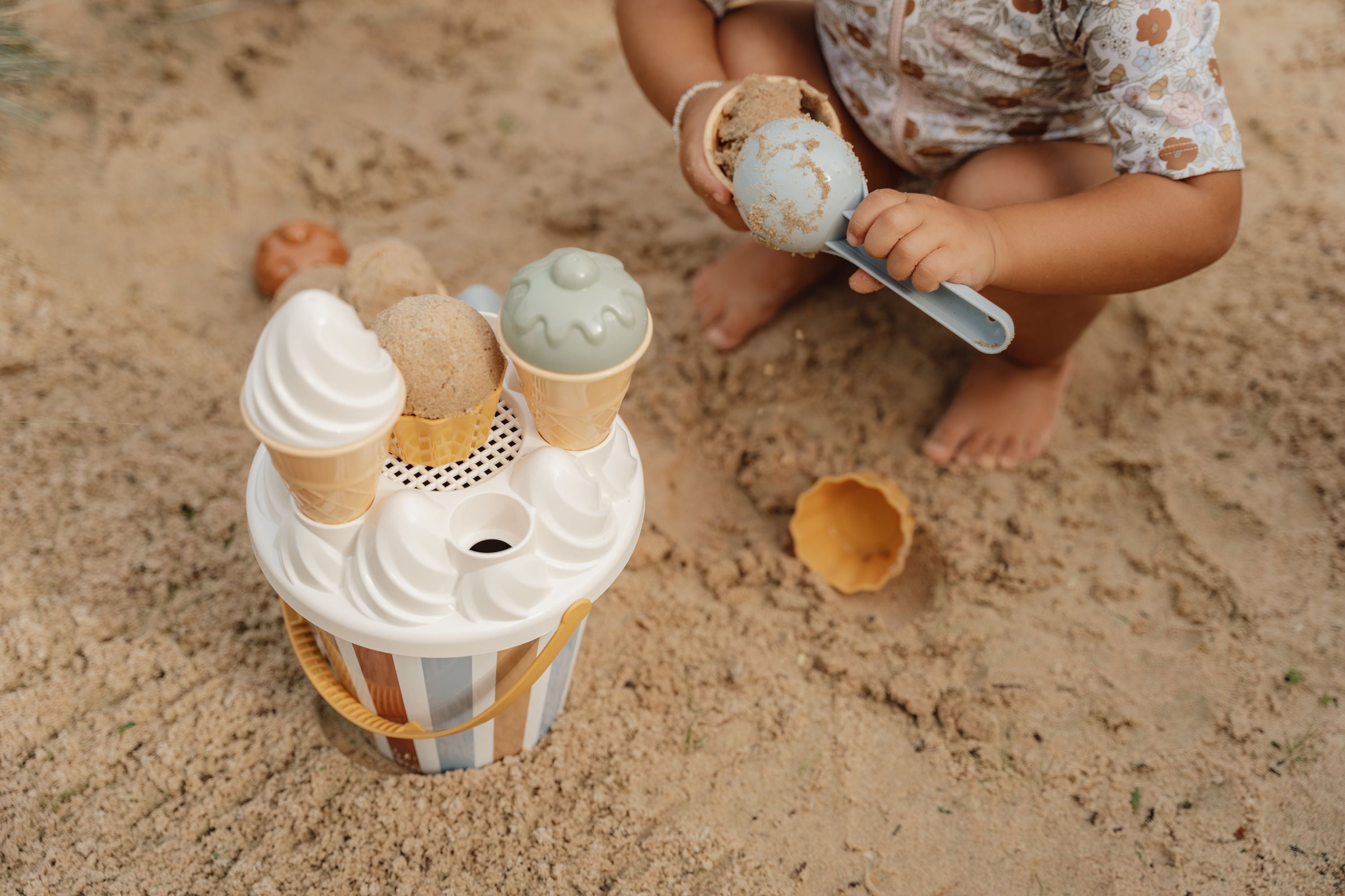 Little Dutch Ice Cream Beach Set – Vintage