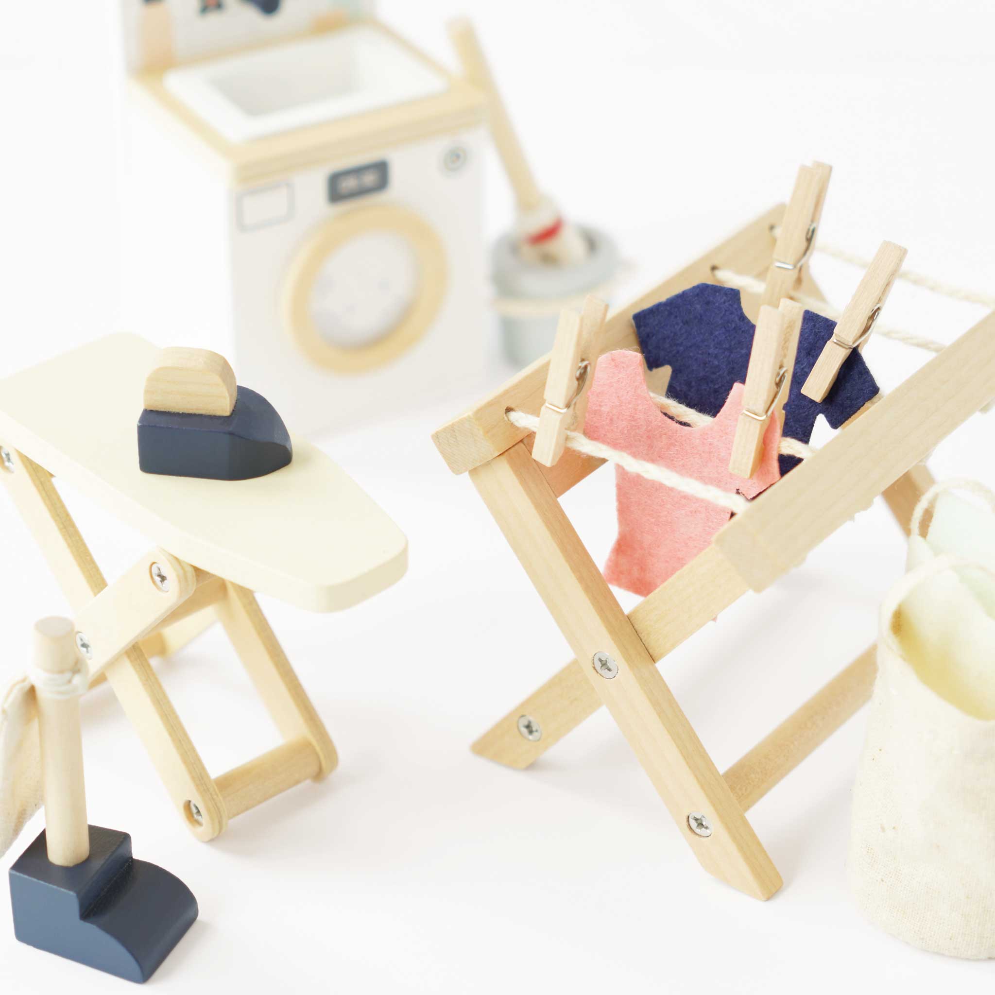 Le Toy Van Wooden Dollhouse Laundry Room