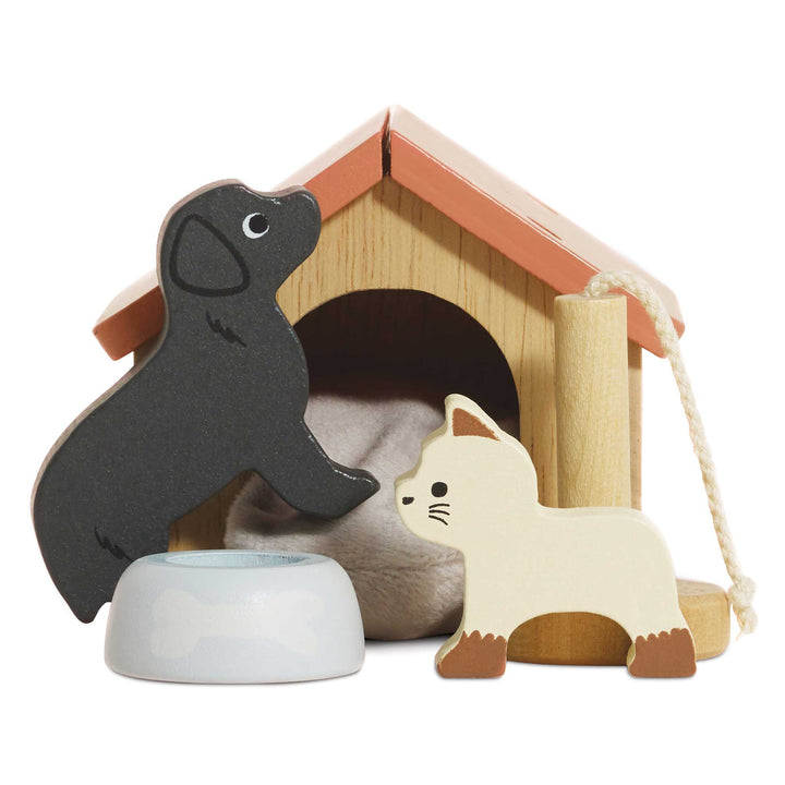 Le Toy Van Wooden Dollhouse Pet Set