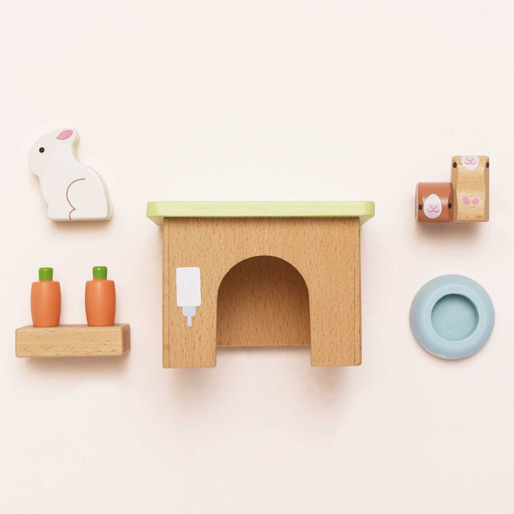 Le Toy Van Wooden Dollhouse Bunny &amp; Guinea Pet Animal Set