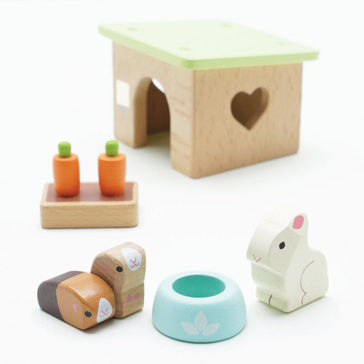 Le Toy Van Wooden Dollhouse Bunny &amp; Guinea Pet Animal Set
