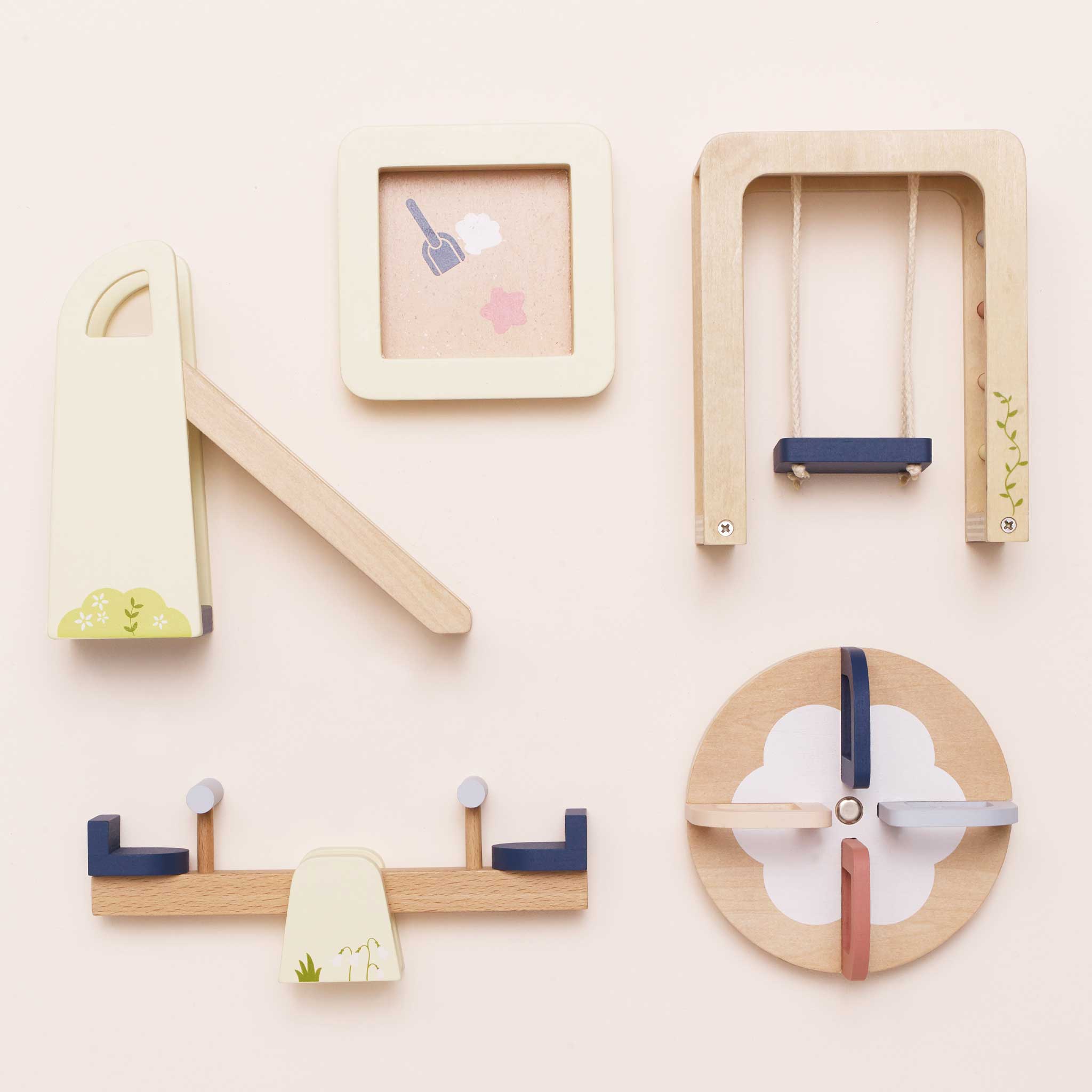 Le Toy Van Wooden Dollhouse Outdoor Play