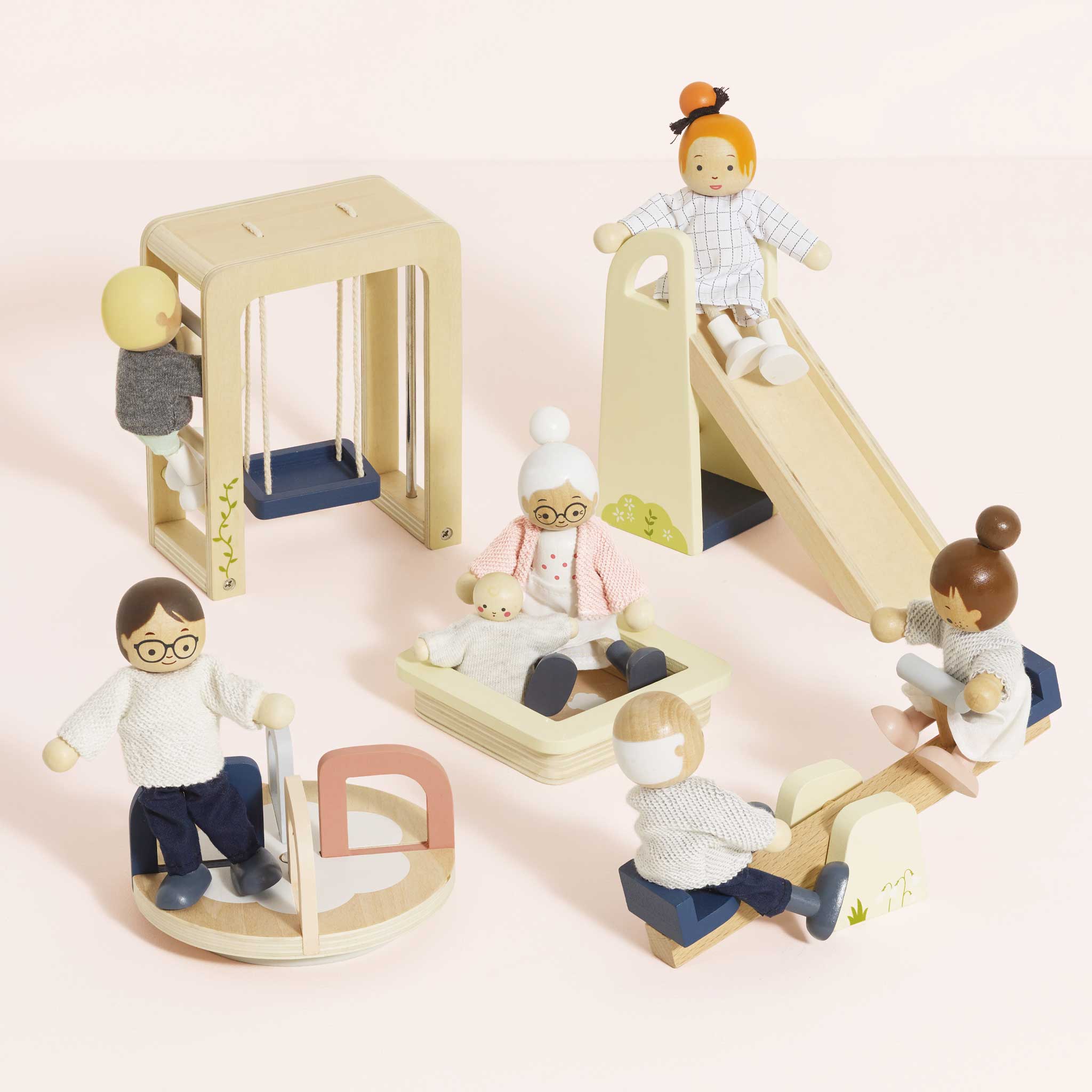 Le Toy Van Wooden Dollhouse Outdoor Play