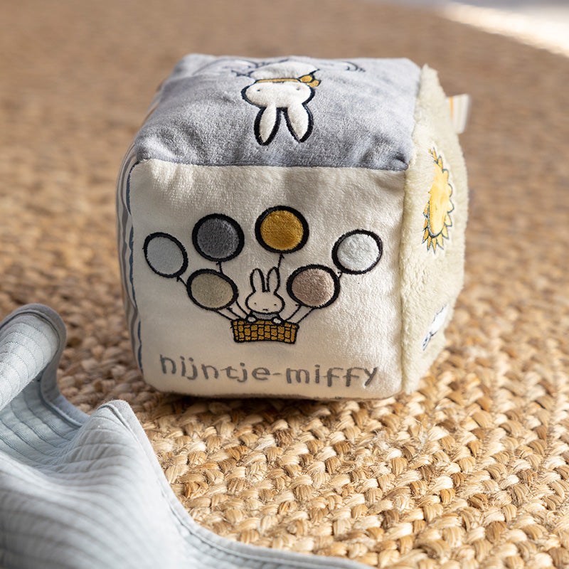 Little Dutch x Miffy Fluffy Activity Cube – Green