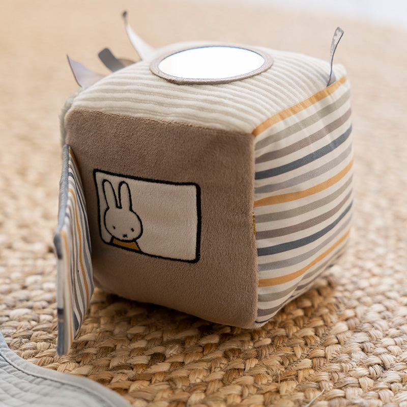 Little Dutch x Miffy Fluffy Activity Cube – Green