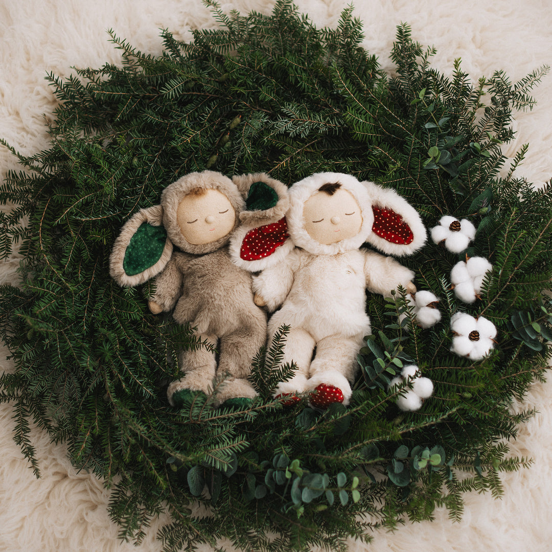 Olli Ella Cozy Dinkum Doll – Festive Bunny Twiggy