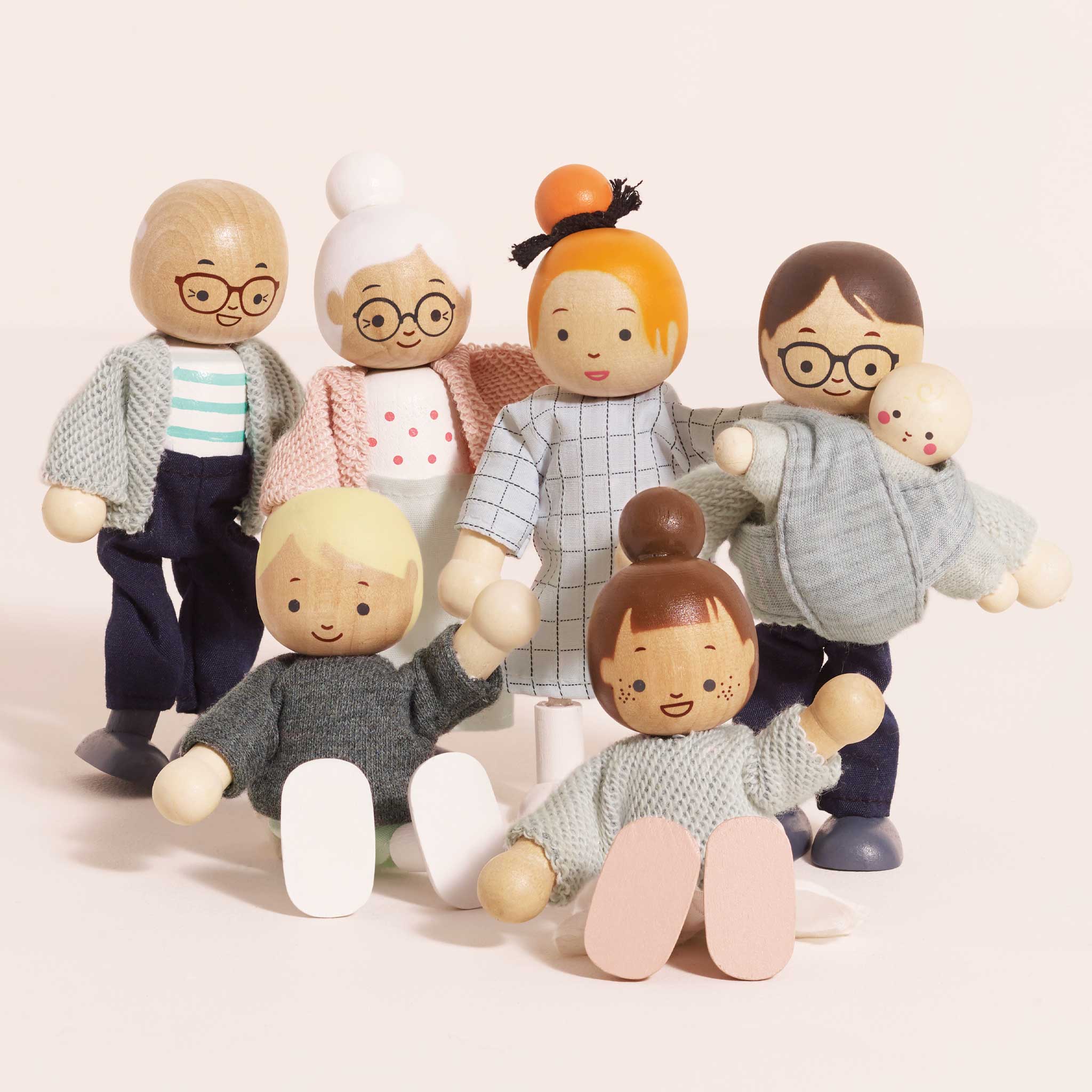 Le Toy Van Wooden Dollhouse Family