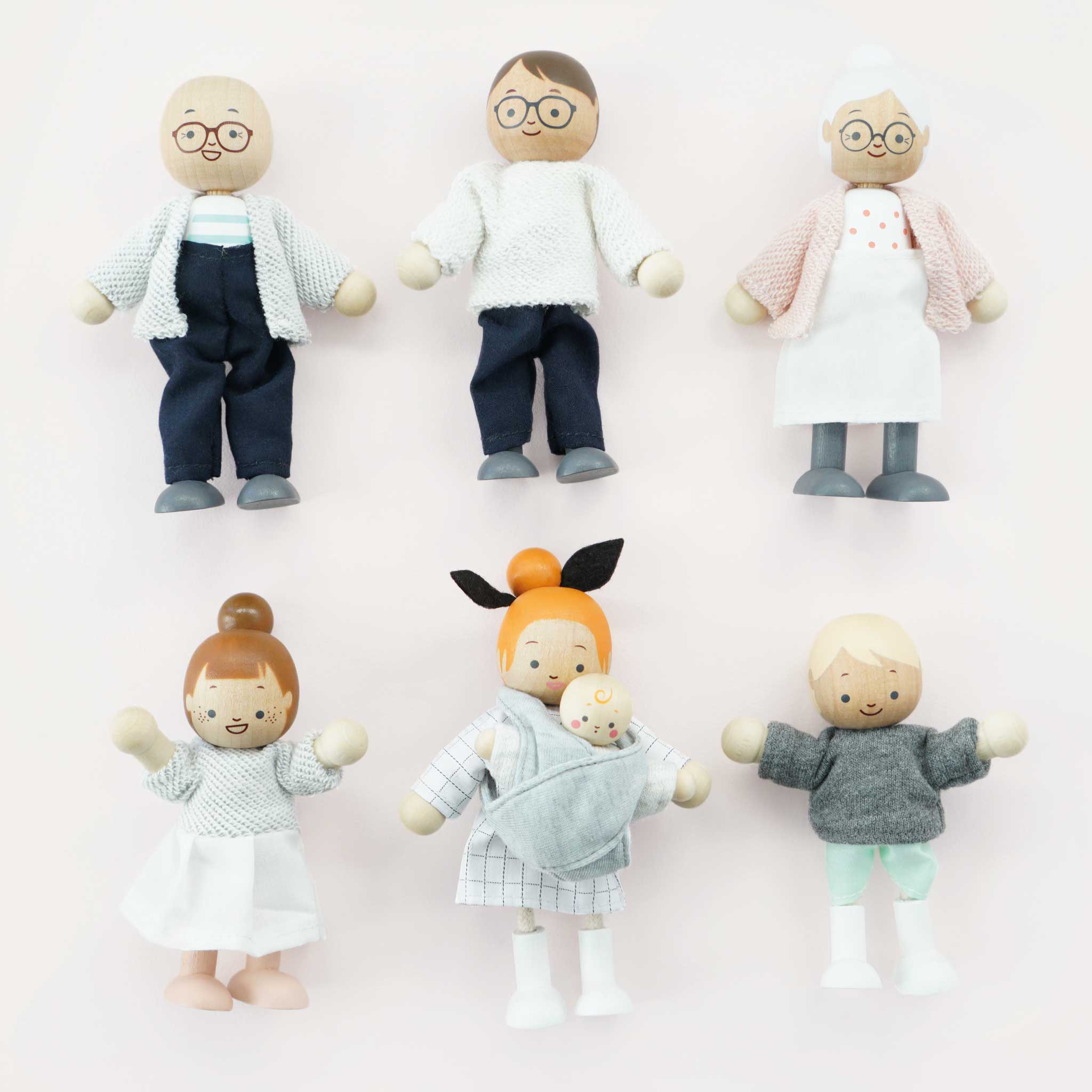Le Toy Van Wooden Dollhouse Family