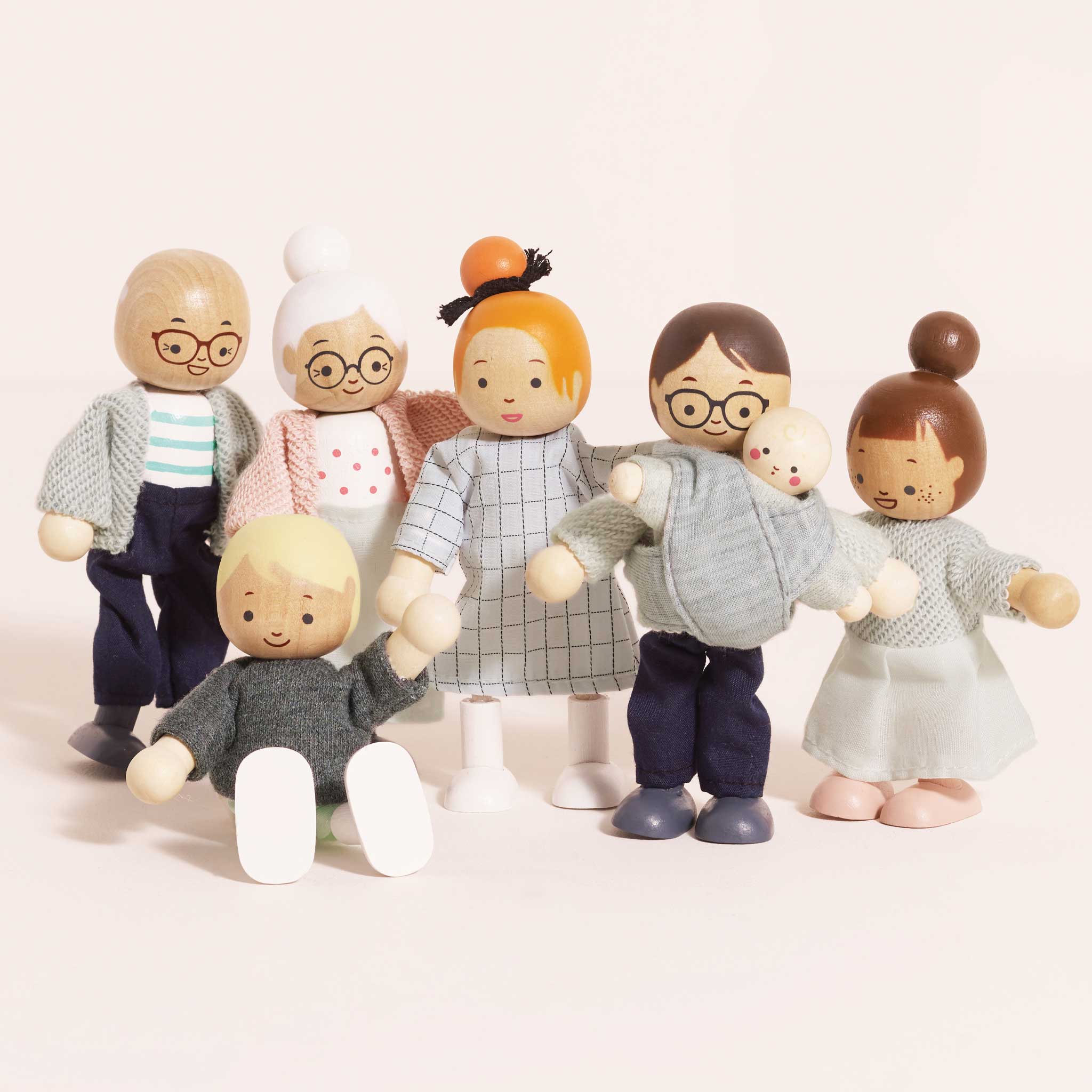 Le Toy Van Wooden Dollhouse Family