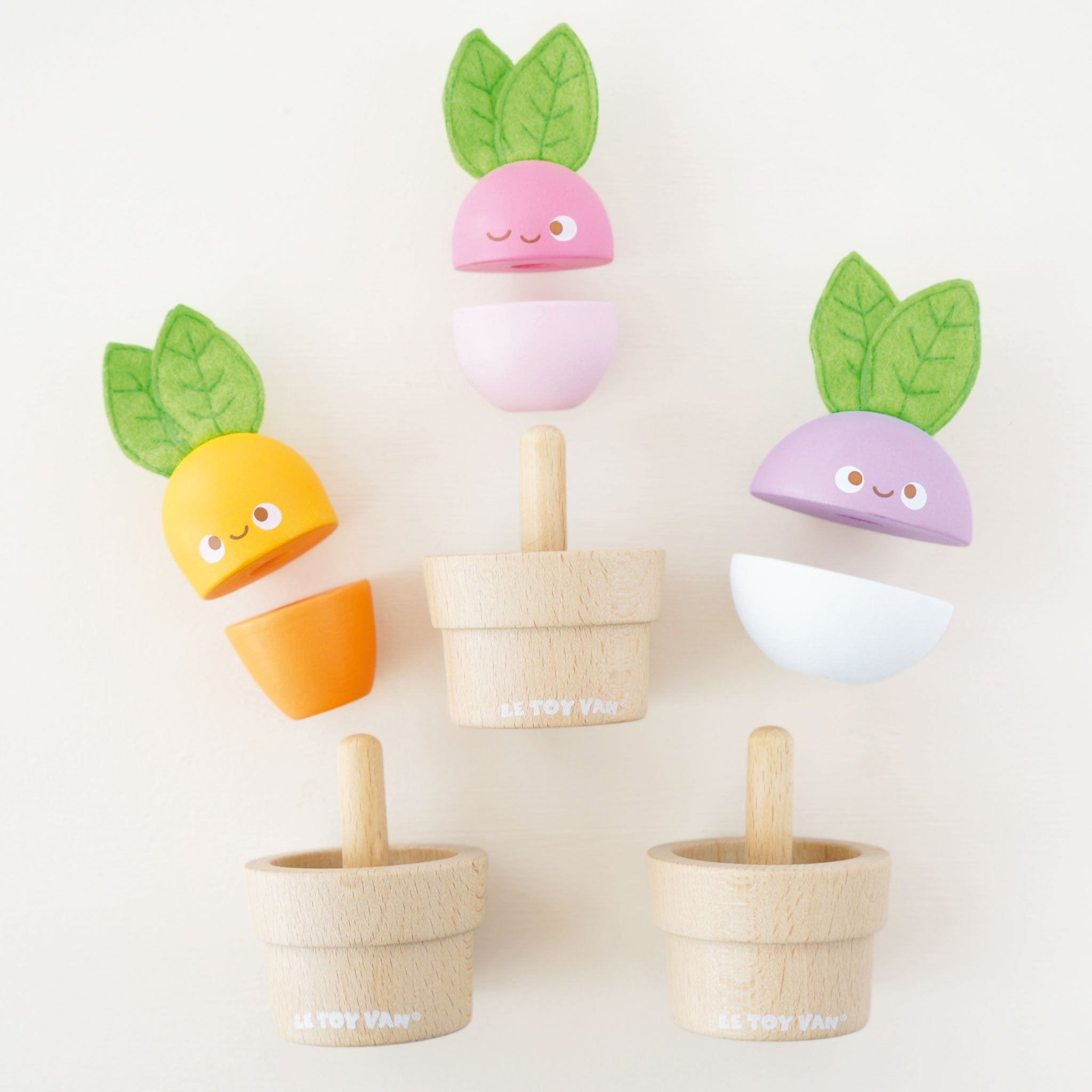 Le Toy Van Wooden Stacking Veggies