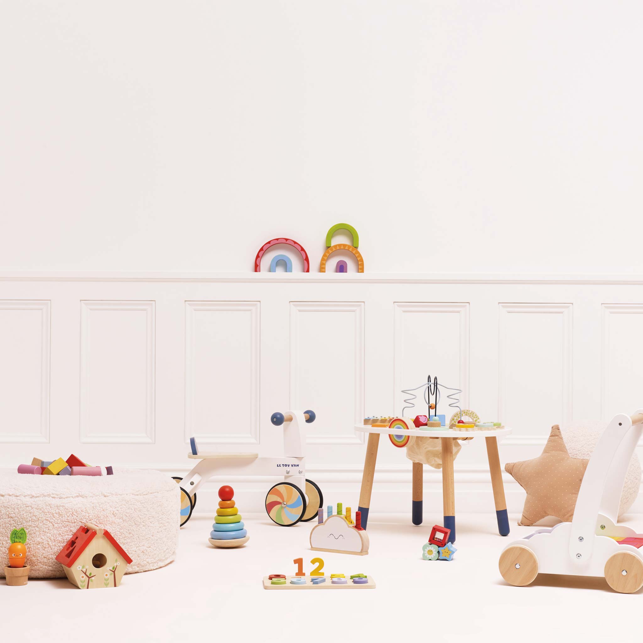Le Toy Van Wooden Sensory Activity Table