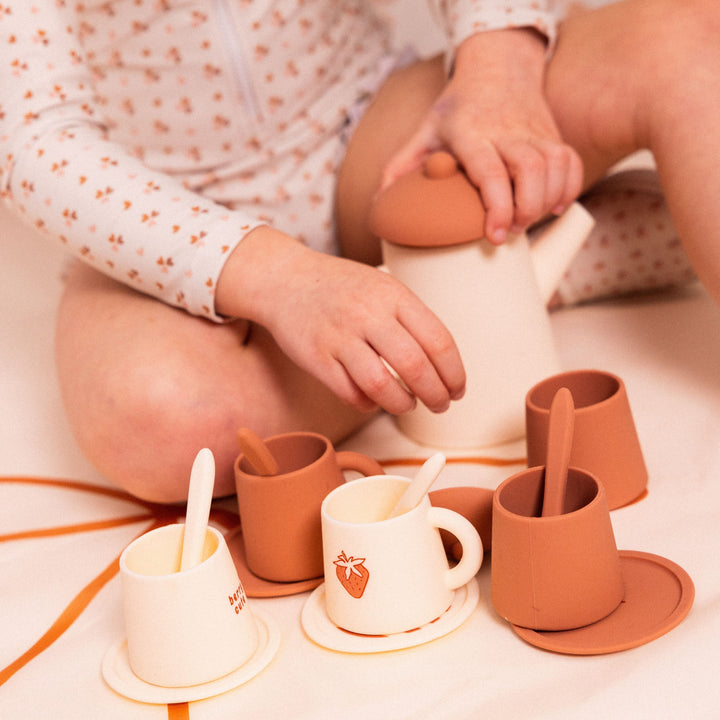 Swim Essentials Tea Playset – Strawberry Fields