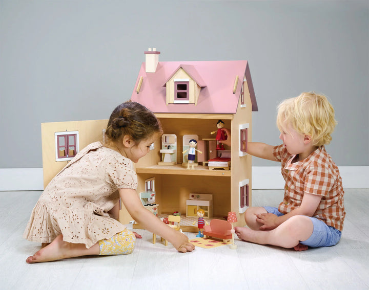 Tender Leaf Pink Foxtail Villa Dollhouse (includes furniture)