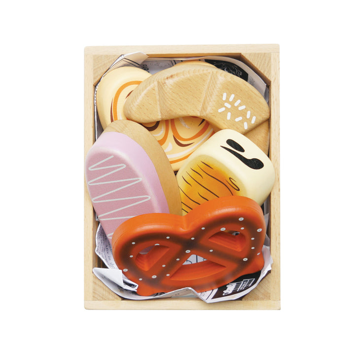 Le Toy Van Wooden Bakery &amp; Patisserie Market Crate