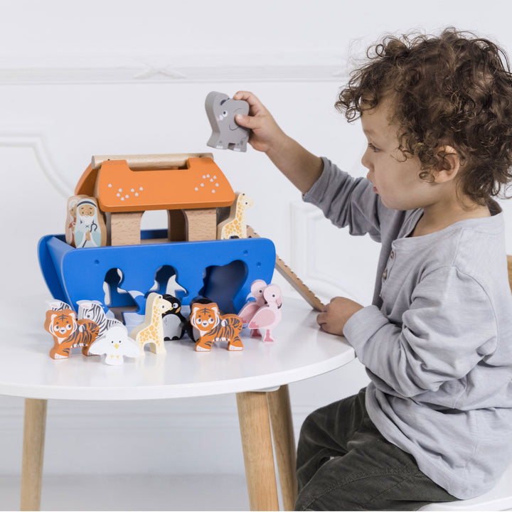 Le Toy Van Noah’s Ark &amp; Animals Shape Sorter