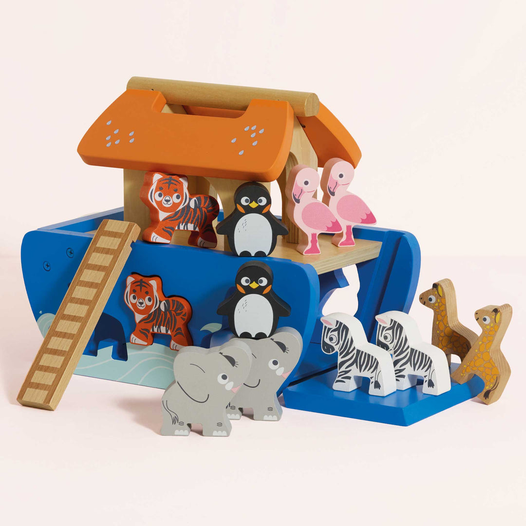 Le Toy Van Noah’s Ark &amp; Animals Shape Sorter