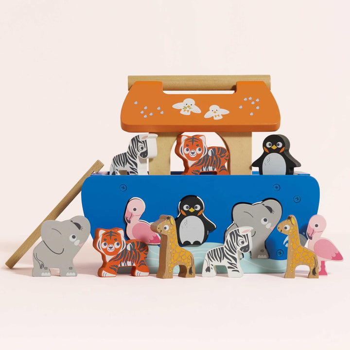 Le Toy Van Noah’s Ark &amp; Animals Shape Sorter