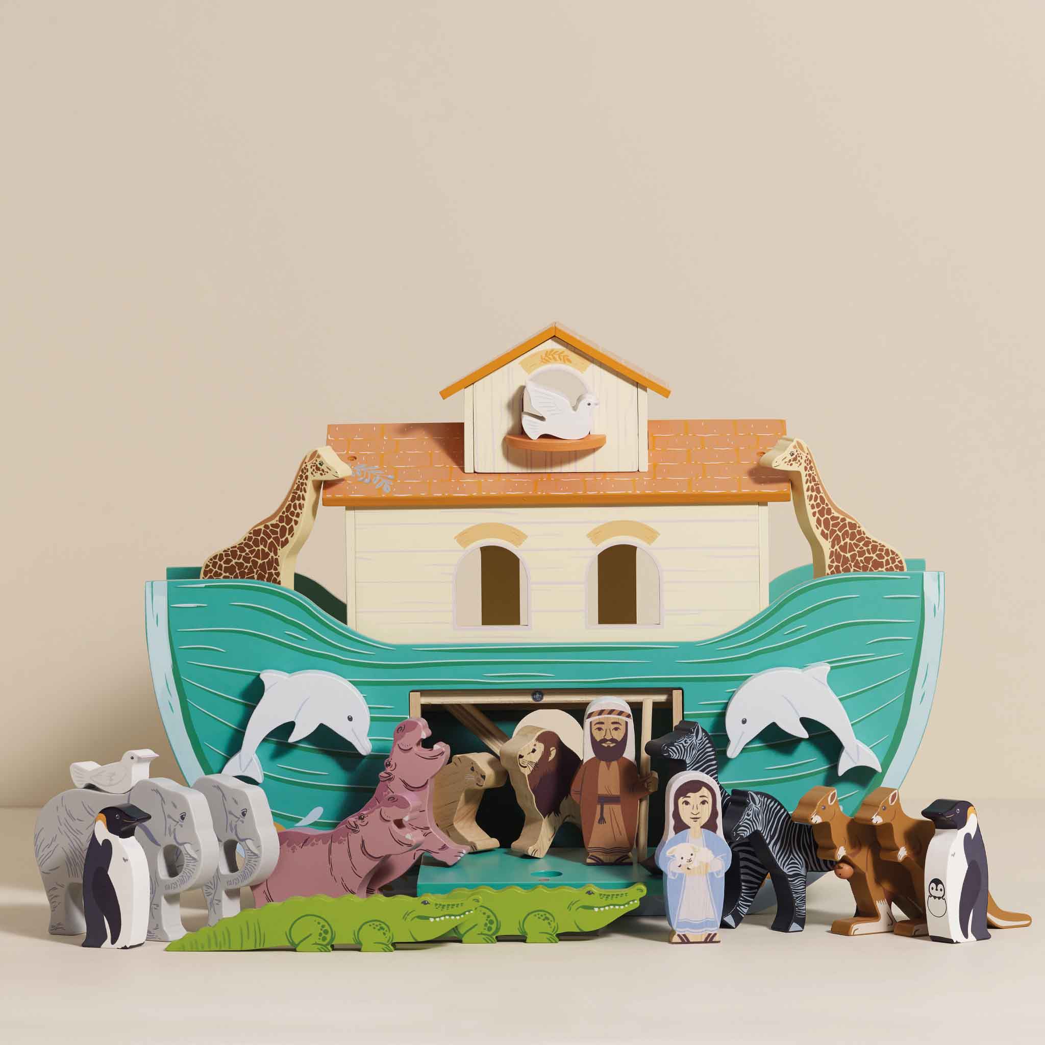 Le Toy Van Noah’s Great Wooden Ark & Animals