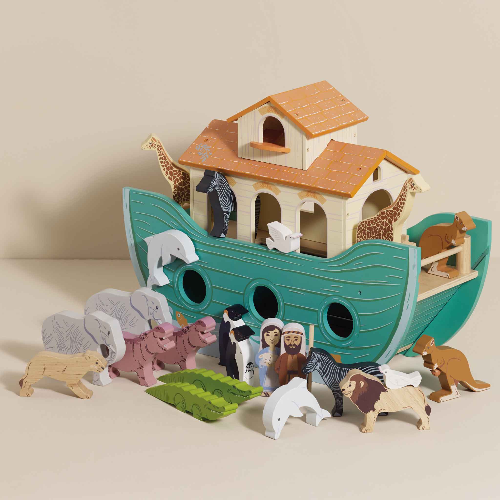 Le Toy Van Noah’s Great Wooden Ark & Animals
