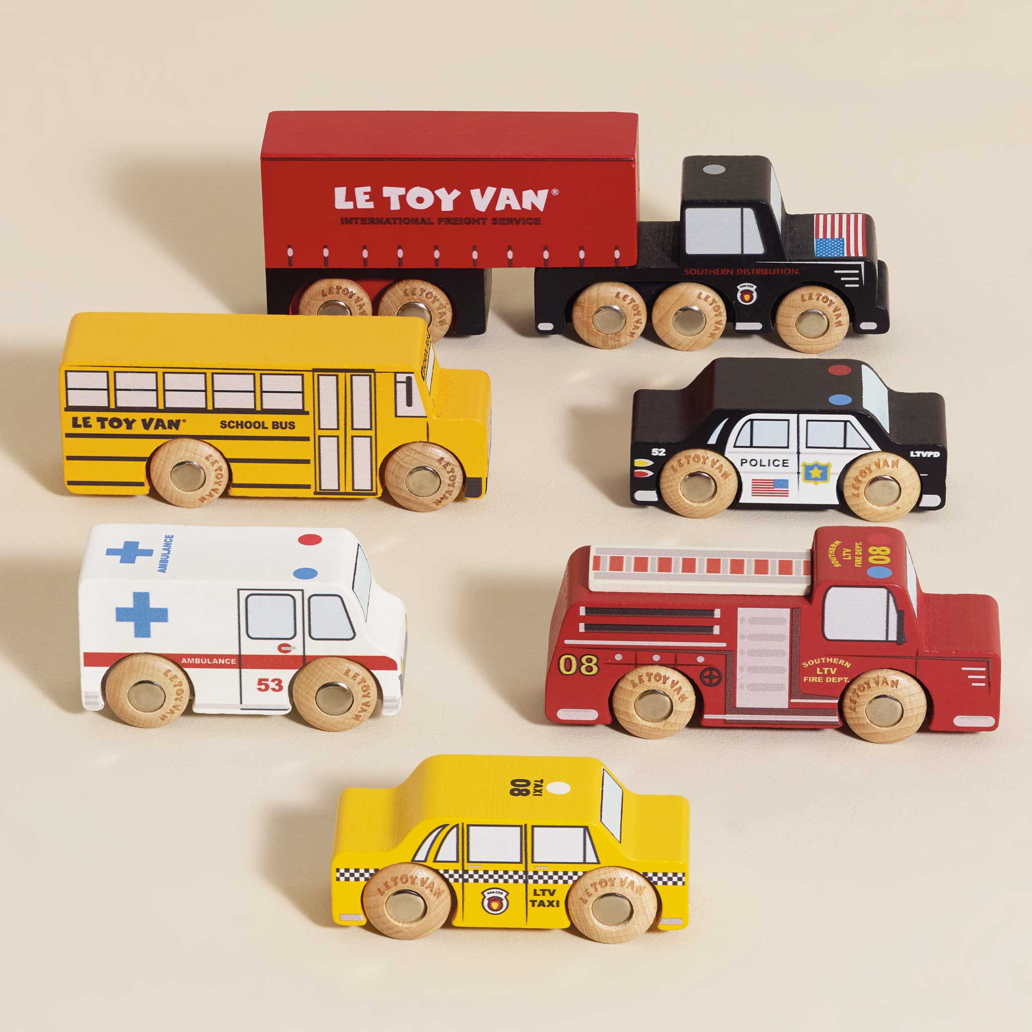 Le Toy Van American Toy Car Set