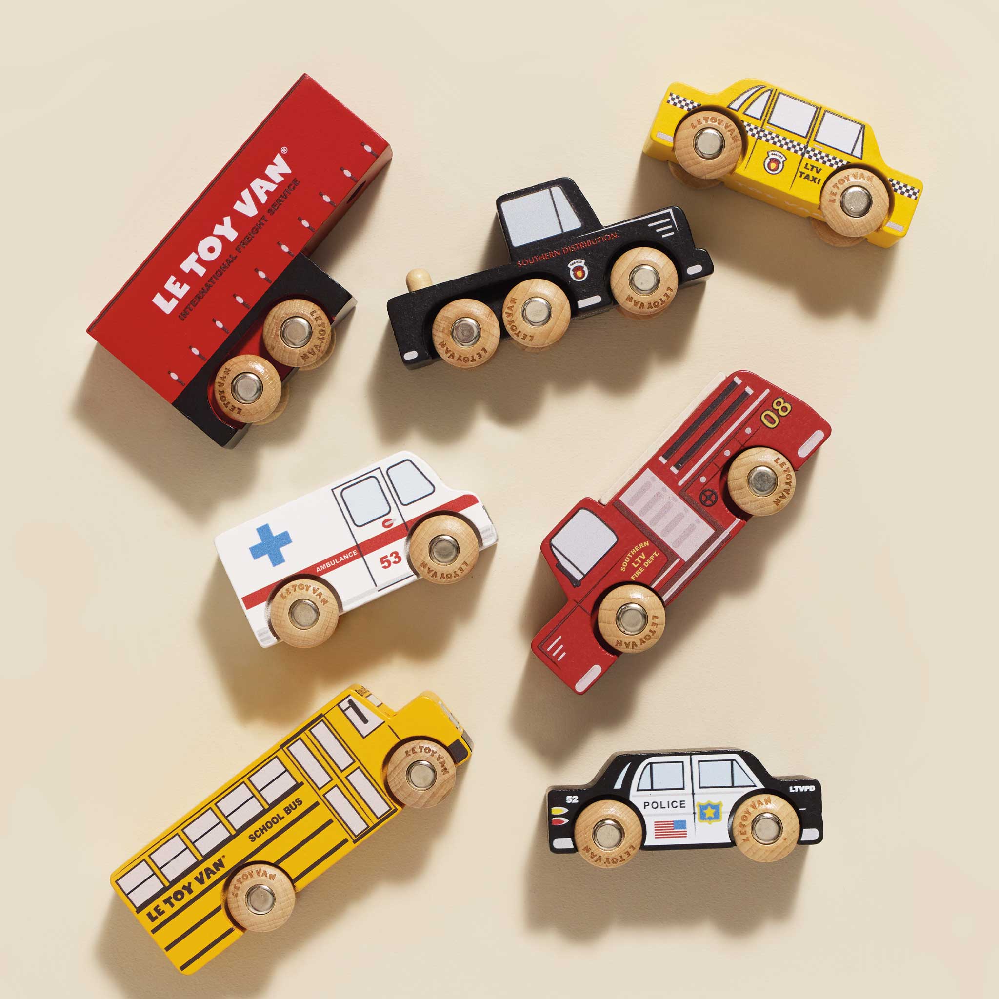Le Toy Van American Toy Car Set