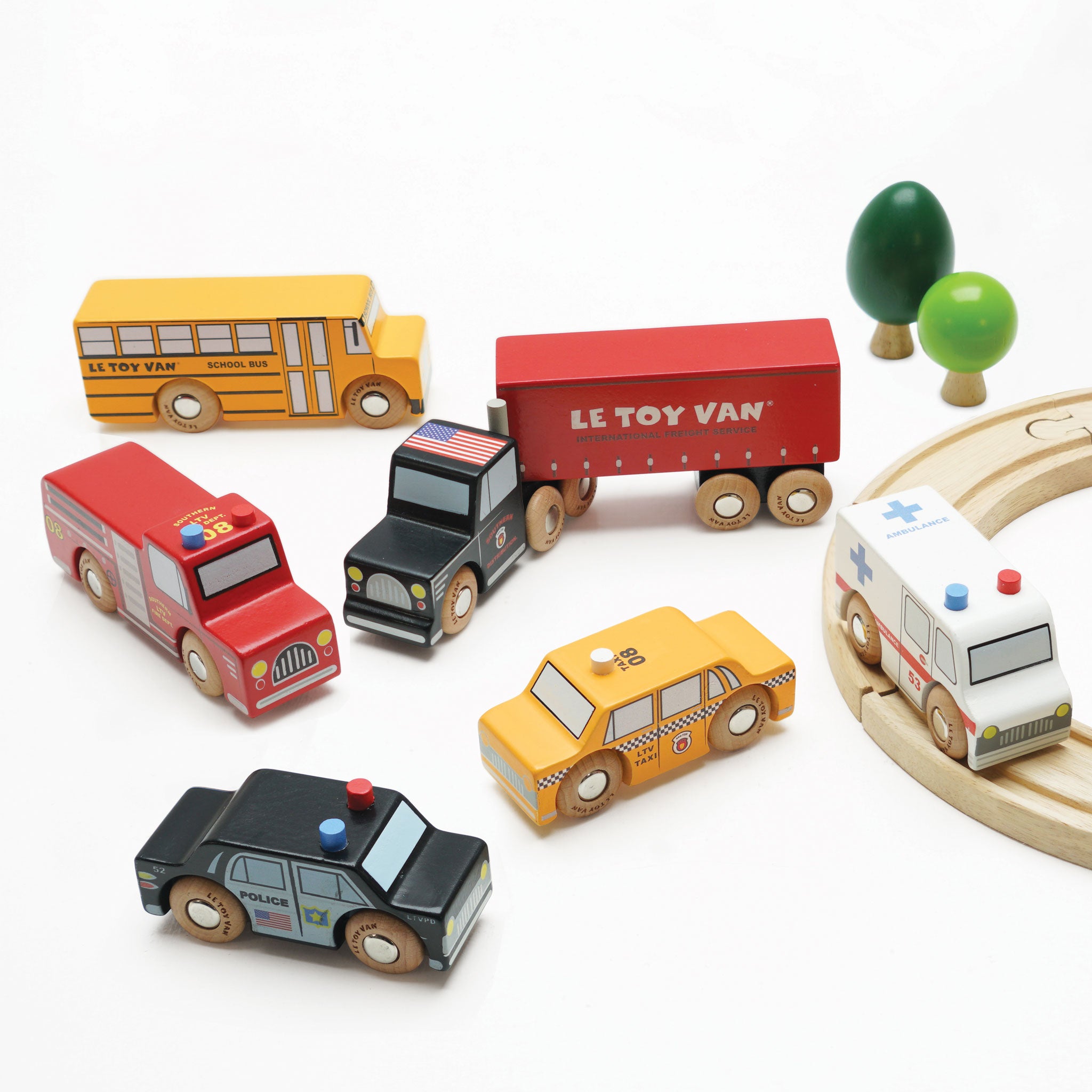 Le Toy Van American Toy Car Set