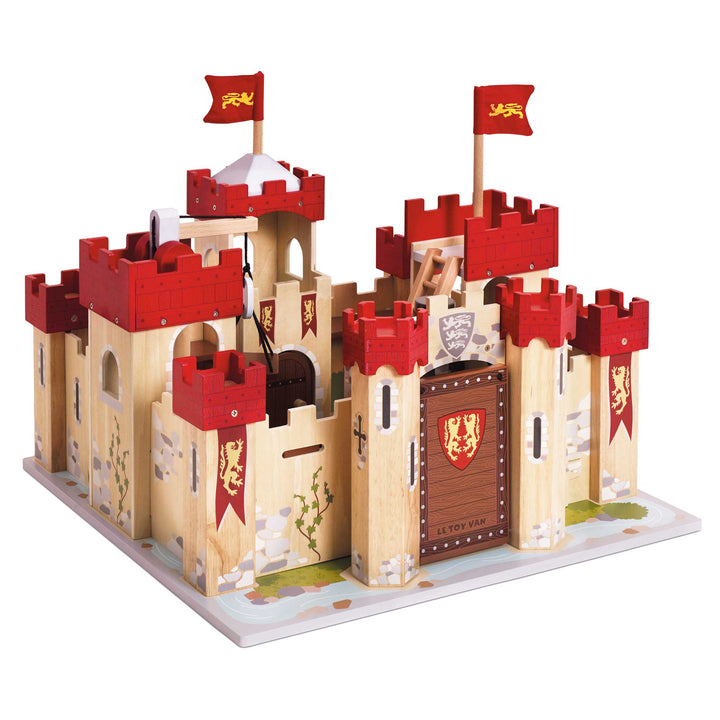 Le Toy Van Lionheart Wooden Castle