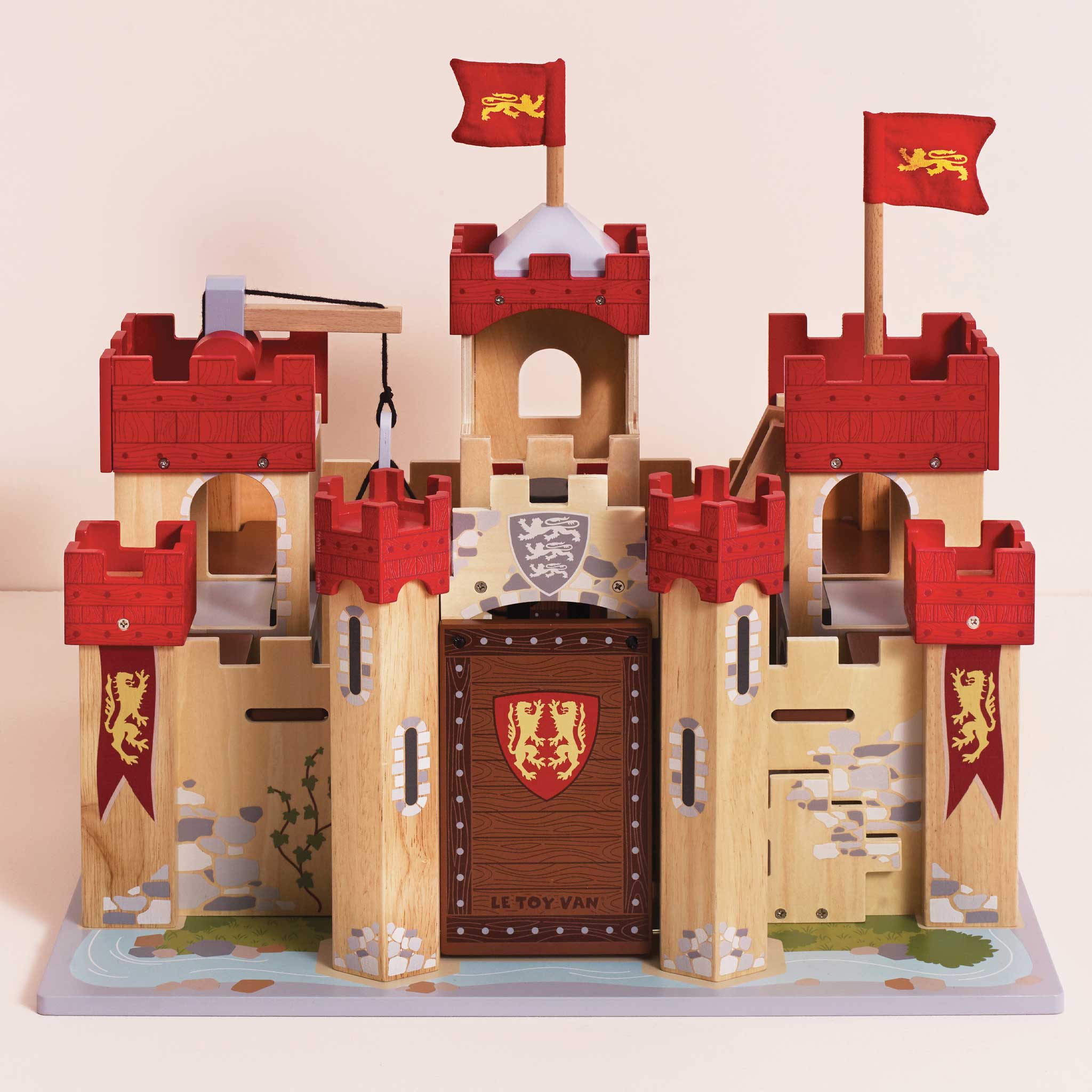Le Toy Van Lionheart Wooden Castle