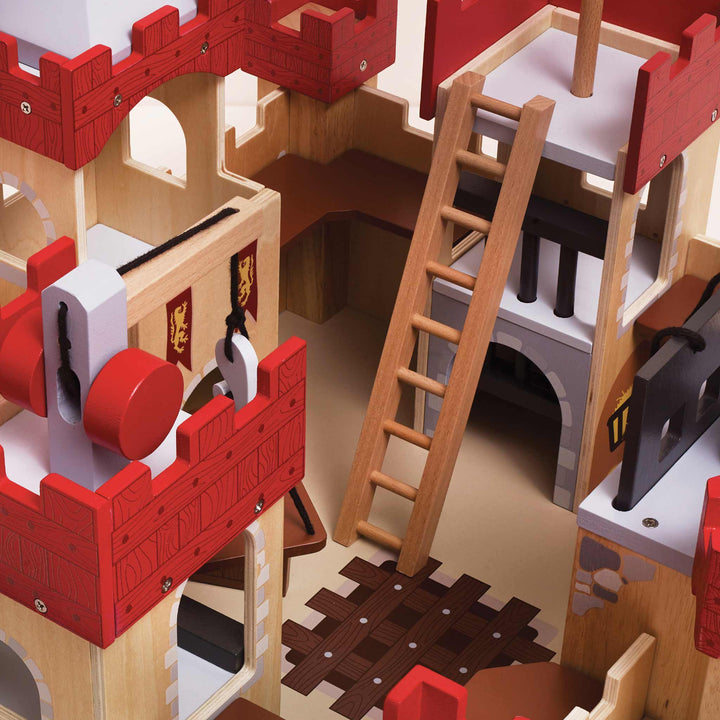 Le Toy Van Lionheart Wooden Castle