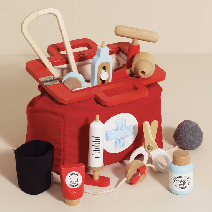 Le Toy Van Vintage Doctor Set